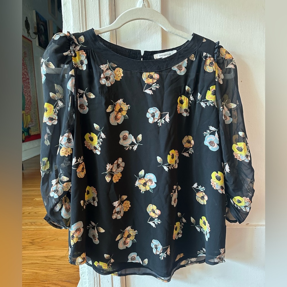 Lovely Avec Les Filles floral sheer shirt - Small